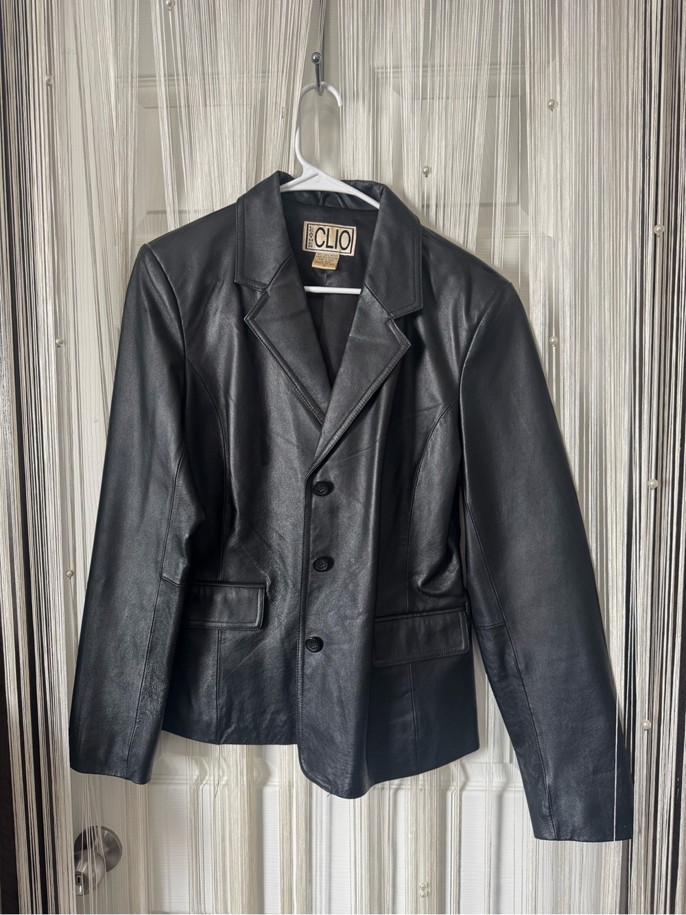 Vintage 90s Women's Clio Leather Jacket